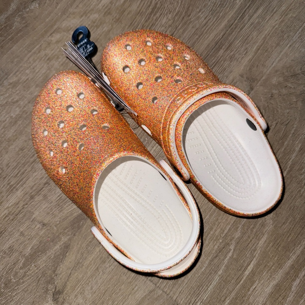 Crocs 🧡